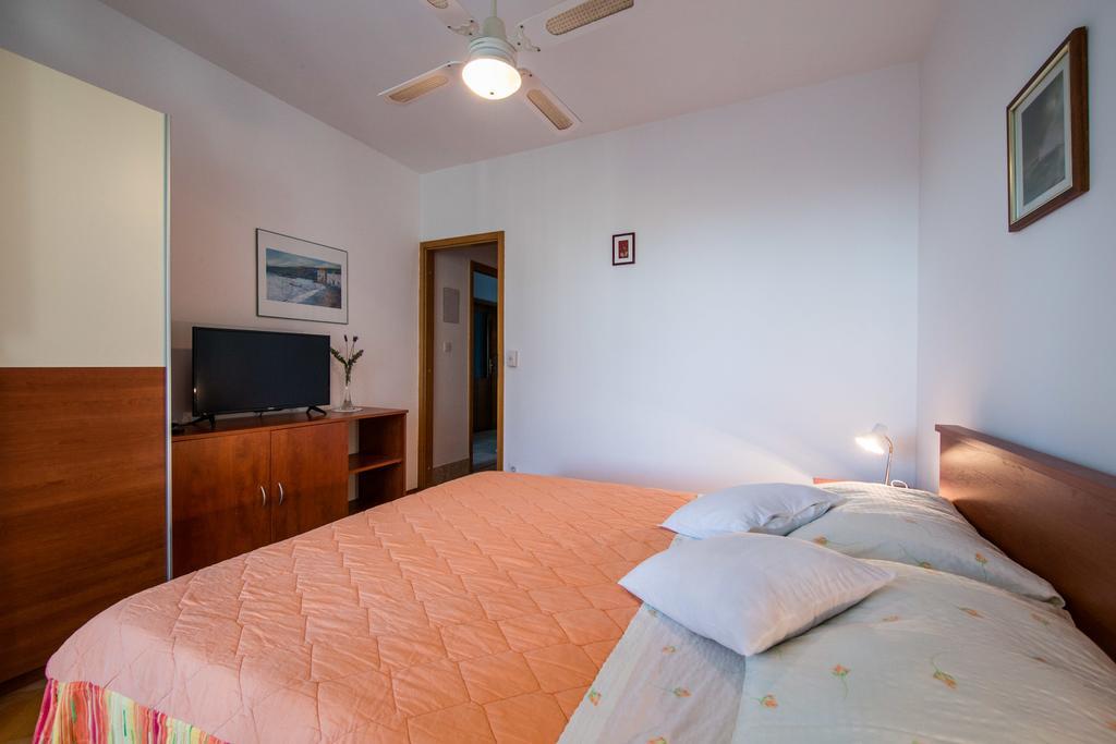 Garden Apartments コミジャ エクステリア 写真