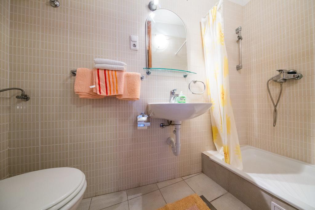 Garden Apartments コミジャ エクステリア 写真